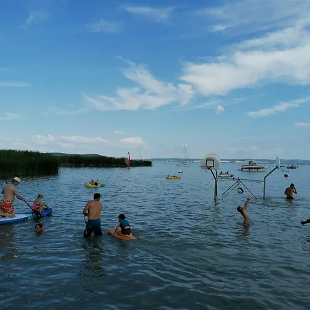 Дом отдыха Sportbalaton Nyaralo Cosy Little Балатонудвари